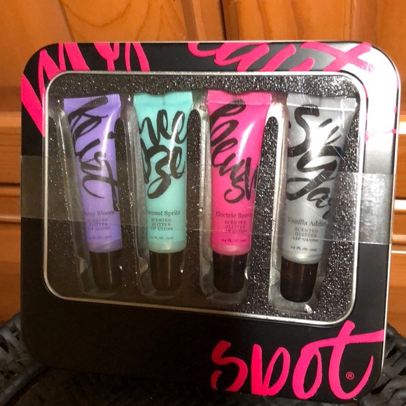 My Beauty Spot Other - 4 PC LIP GLOSS COLLECTION W/TIN by My Beauty Spot!
